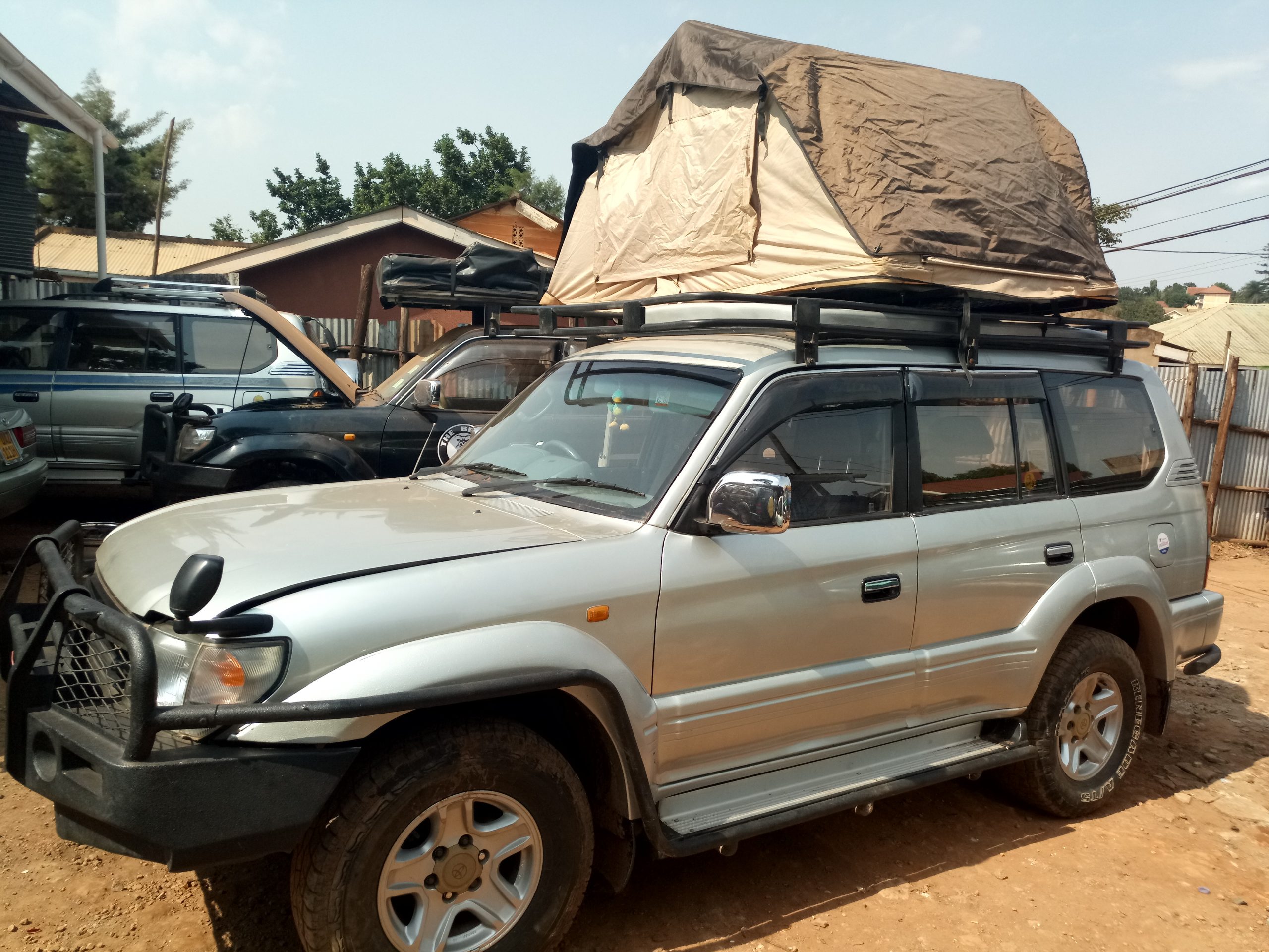 4x4 rooftop tent, Car Rentals Rwanda for self-drive tours. Go Safaris Africa is usually a certified auto rental firm located in Kigali Rwanda for self-drive and chauffeurs adventures.