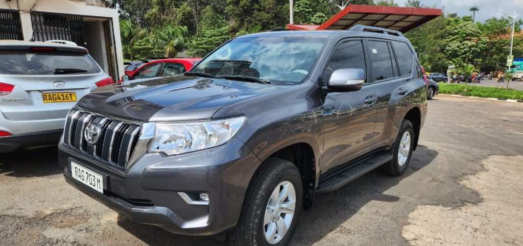 Need an affordable car rental Rwanda? Car Rentals Rwanda offers budget cars, SUVs, 4x4 safari rentals, self-drive and airport pickup at competitive rates.